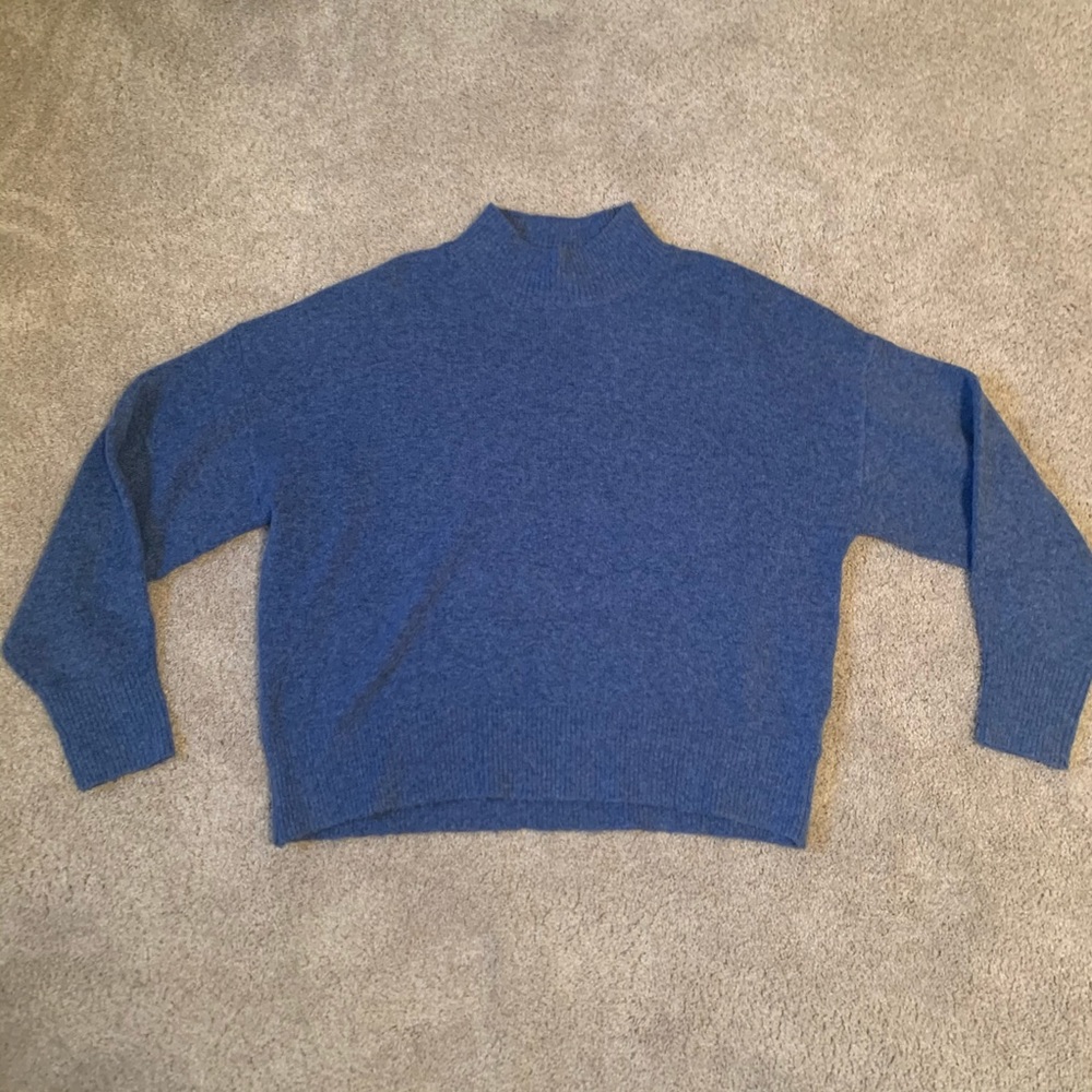 H&M blue sweater
